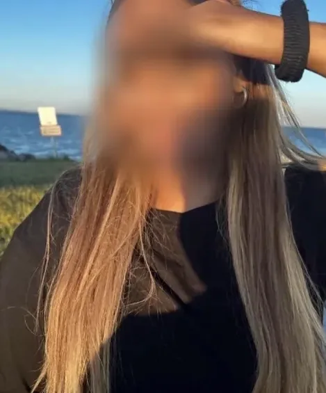 Aroa, 20 años